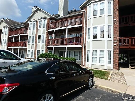 3rd image of 415 Shirley Ridge Dr #16