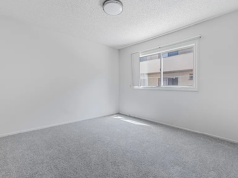 Osage Apartments — Photo 12