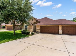 15606 Fox Ln, Selma, TX 78154