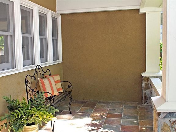 4th image of 1465 Naglee Ave