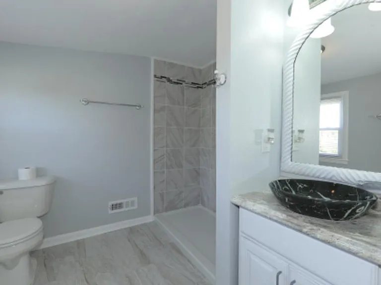 17350 W National Ave — Photo 10