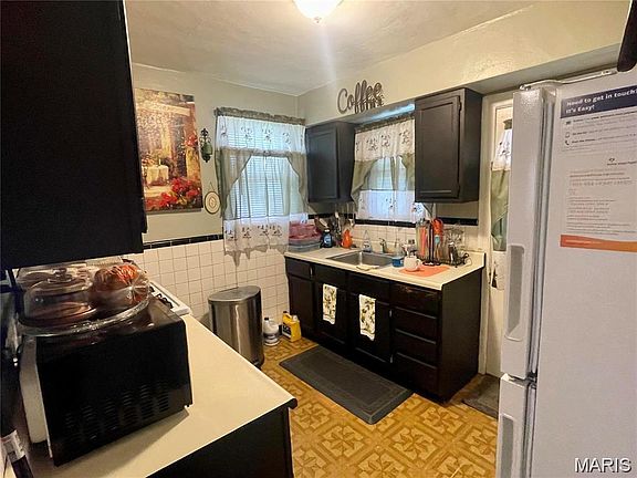 3rd image of 6526 Avalon Ave