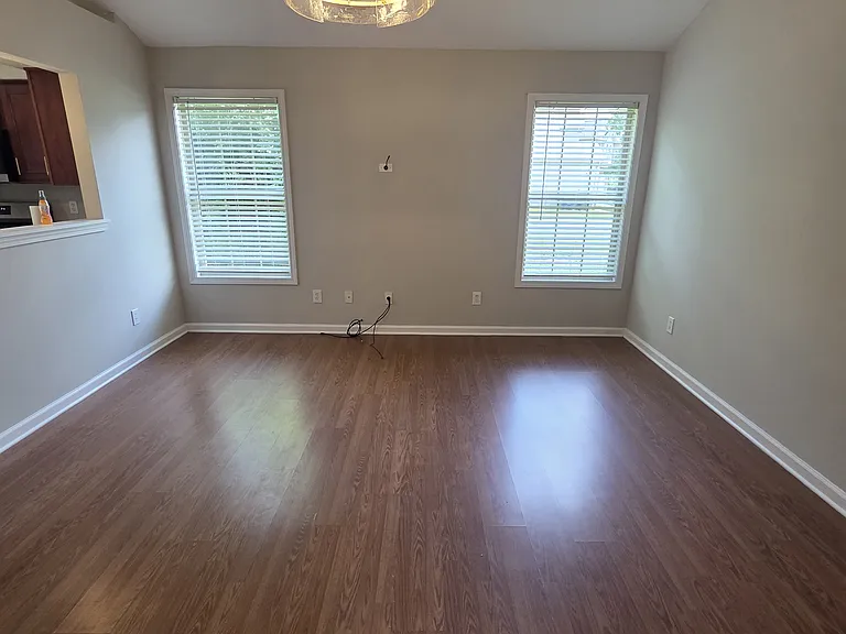784 Statesman Way — Photo 3