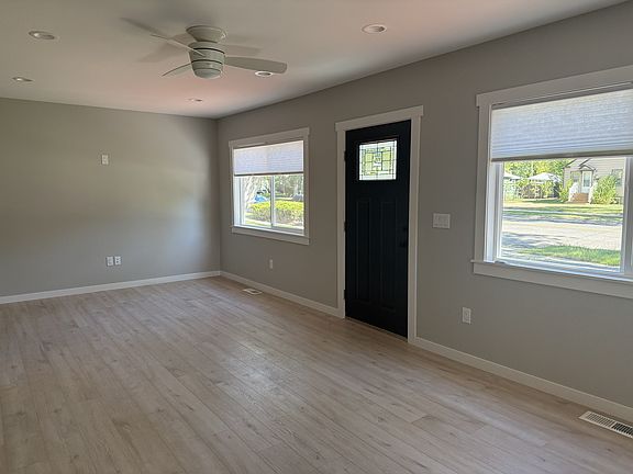 2nd image of 1002 N 25th St