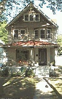 1st image of 1314 W 114th St