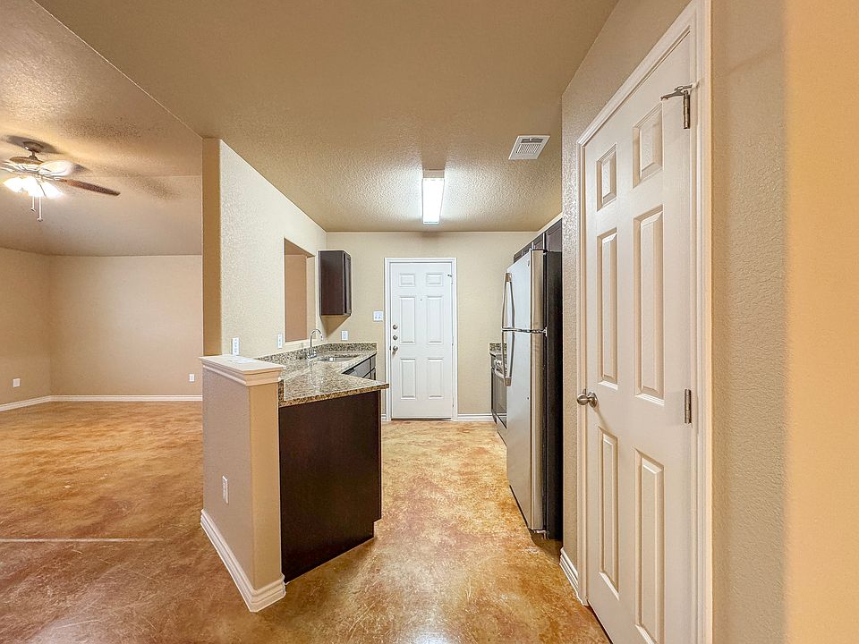 1st image of 1903 Connell St #1040BMASONDR