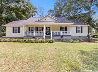 41 Pine Ln, Boaz, AL 35956