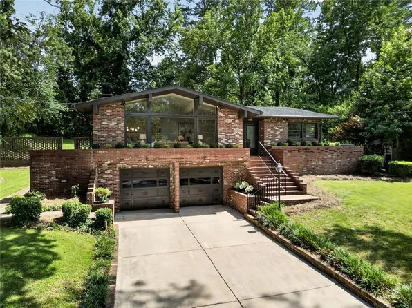 3447 Spring Valley Rd, Decatur, GA 30032