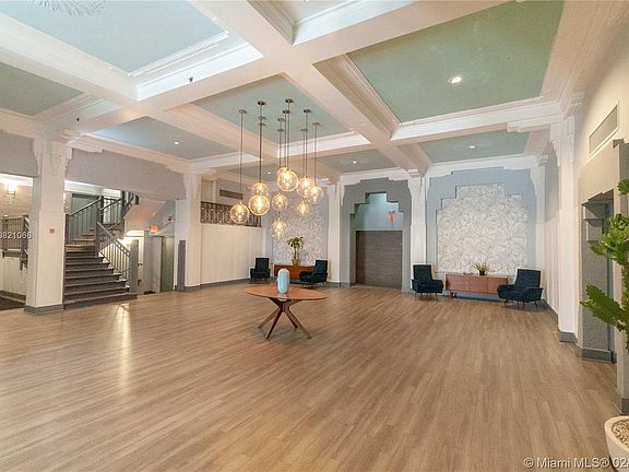 4th image of 700 Euclid Ave #7G