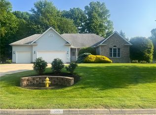 200 Robbies Run, Cortland, OH 44410