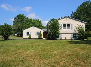 22 Kenneth Dr, Ocean, NJ 07712