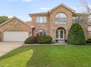 16906 Meadowcrest Dr, Homer Glen, IL