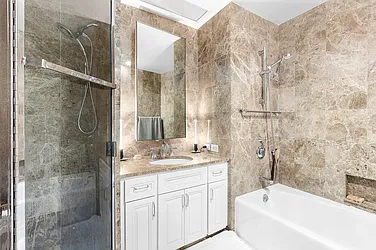 Rented by R New York