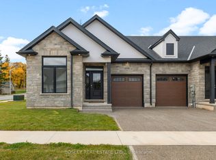 526 Royal Ridge Dr, Fort Erie, ON L0S 1N0