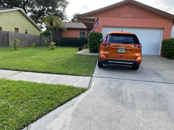 12926 Pine Way Dr, Largo, FL 33773