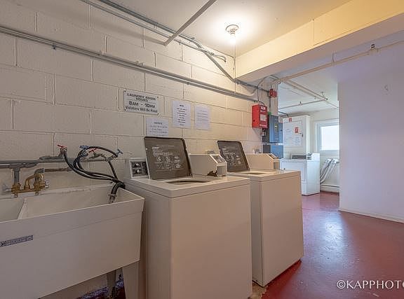 3rd image of 8998 Kennedy Dr #1F