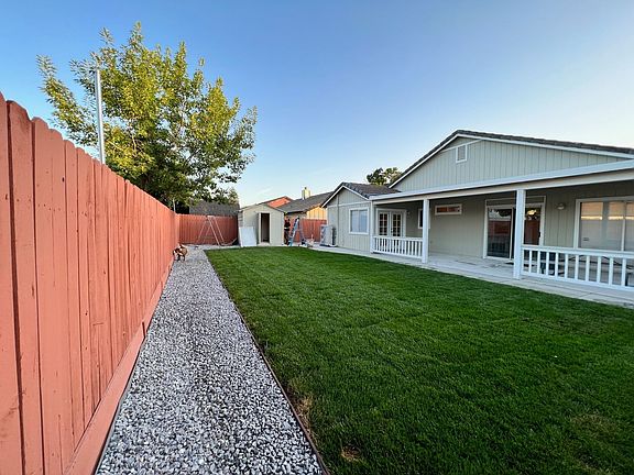 5th image of 1865 Whispering Oaks Dr