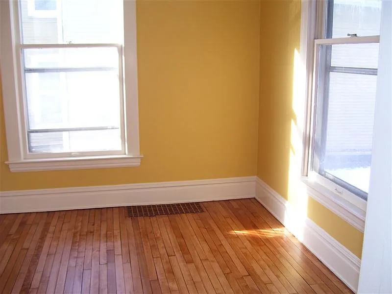 1 bed, 700 sqft, $1,060 — Photo 3