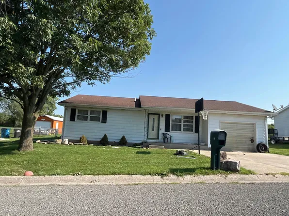 34172 Teakwood Pl, Brighton, IL 62012
