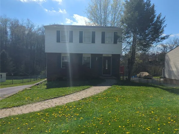 1900 Colleen Dr, North Huntingdon, PA 15642