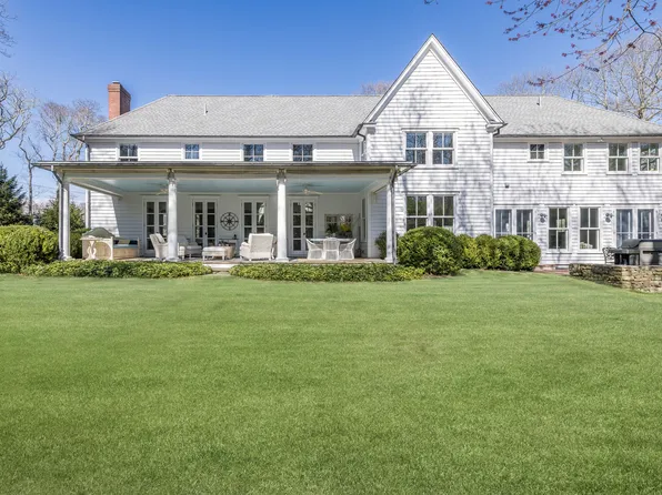 43 Gardiners Bay Dr, Shelter Island Heights, NY 11965