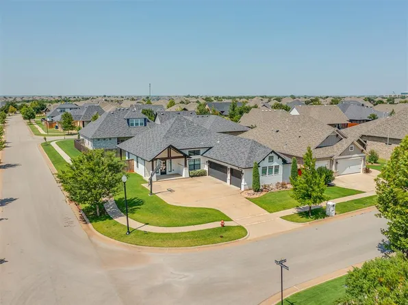 8429 NW 133rd St, Oklahoma City, OK 73142