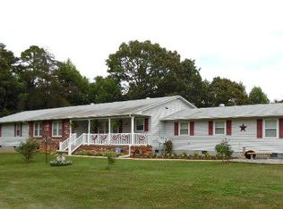 11205 Farmville Rd, Farmville, VA 23901