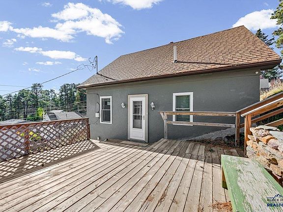 2nd image of 407 W Summit St