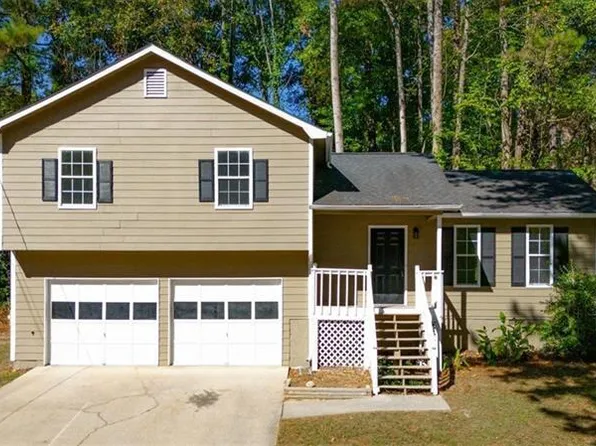 105 Brookside Dr, Dallas, GA 30132