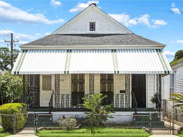 235 Pine St, New Orleans, LA 70118