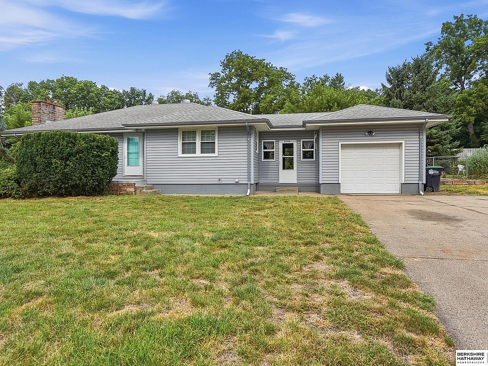 1st image of 2706 Benson Gardens Blvd