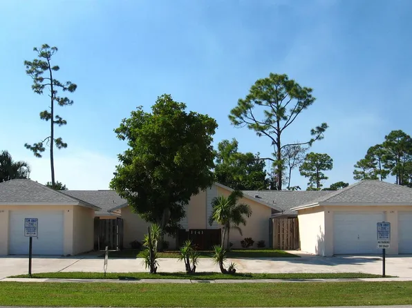 1157 Hyacinth Pl #C1, Wellington, FL 33414
