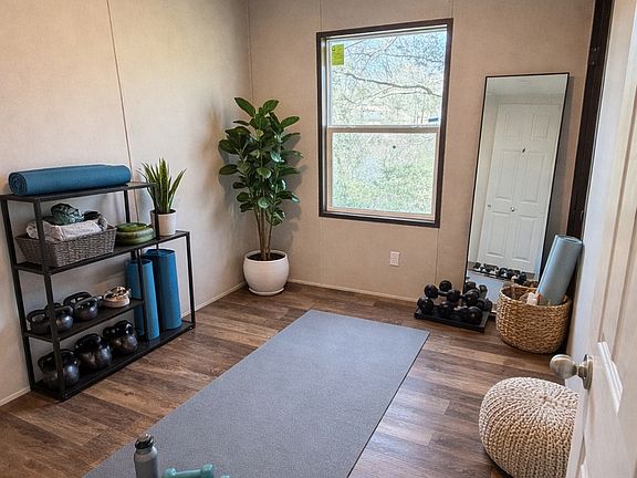 3rd image of 125 Dogwood St #305