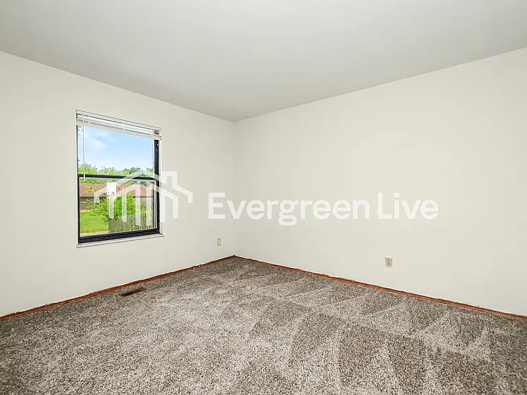 6877 Charlesgate Rd — Photo 12