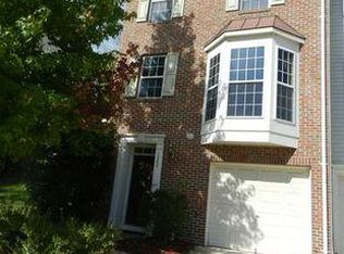 1244 Corbett Pl, Woodbridge, VA 22191