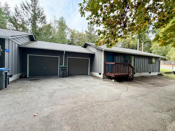 3949 NE Seldom Seen Ln, Bremerton, WA 98311