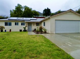 8069 Poplin Dr, Santee, CA 92071