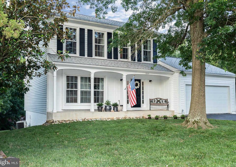 1st image of 13215 Oak Farm Dr