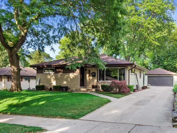 2610 South 96th STREET, West Allis, WI 53227