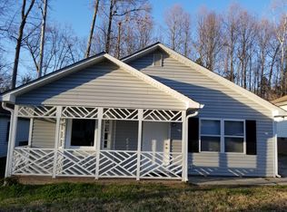 10 Quad Oak Dr, Greensboro, NC 27405