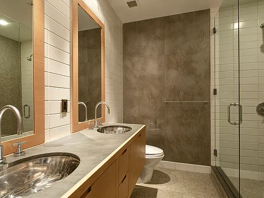 Sold by Sotheby's International Realty | media 11