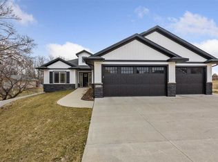 1222 Curtis Bridge Rd, Swisher, IA 52338