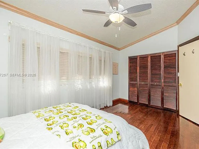 20935 NE 37th Ct #Townhouse 20935 — Photo 51