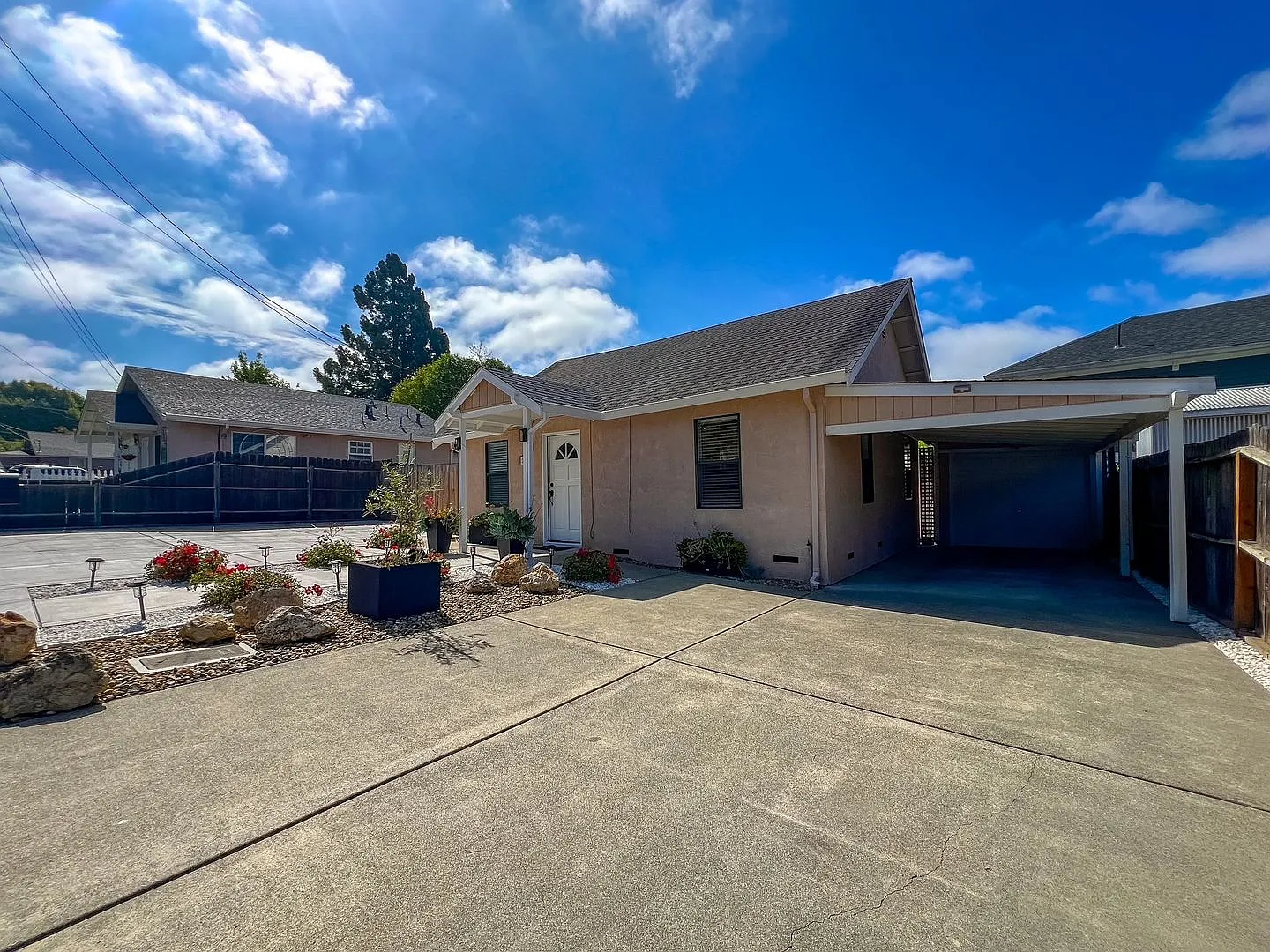 Fully Furnished Alta Heights Retreat | Walk to Downtown Napa — Photo 3