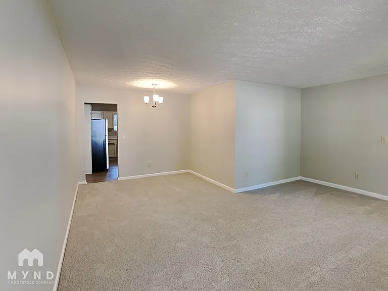 5631 Regency Manor Ct — Photo 9