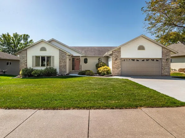 241 Larkspur LANE EAST East, Onalaska, WI 54650
