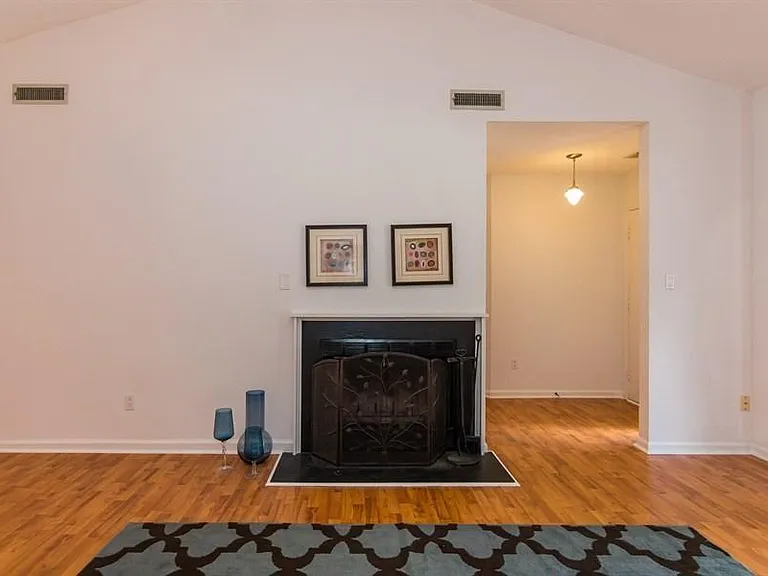 120 Berry Patch Ln — Photo 6