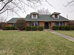 4000 S Belvedere Ct, Springfield, MO 65807