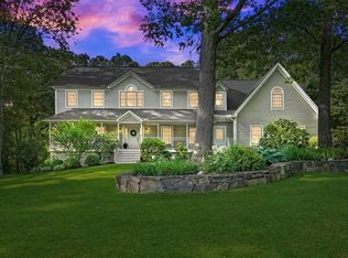 10 Hageman Ct, Katonah, NY