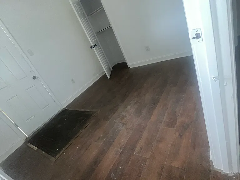 1207 Deslonde St #1207 — Photo 9